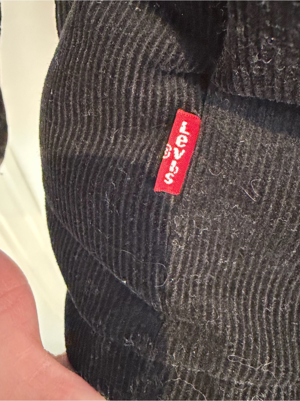 Levi's Women's Black Corduroy Puffer Jacket S Large - Picture 13 of 16